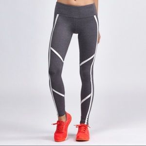Alo Yoga Talia leggings